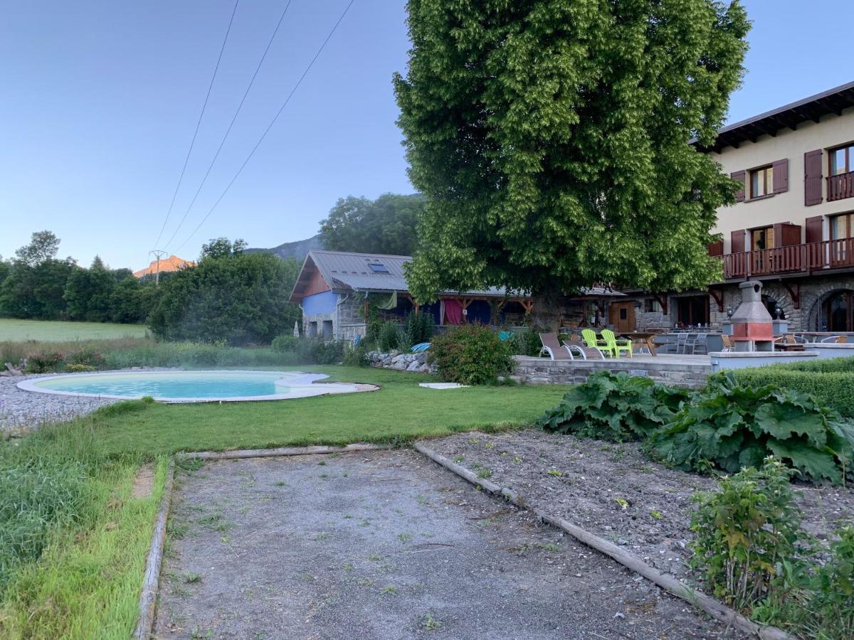L'Escale En Ubaye Bed and Breakfast Saint-Pons  Eksteriør billede
