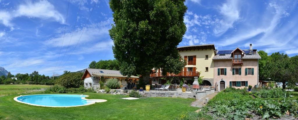 L'Escale En Ubaye Bed and Breakfast Saint-Pons  Eksteriør billede