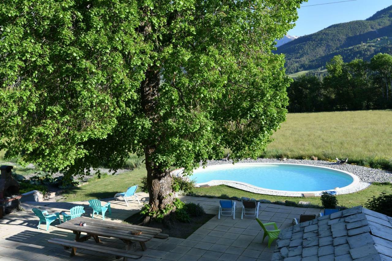 L'Escale En Ubaye Bed and Breakfast Saint-Pons  Eksteriør billede